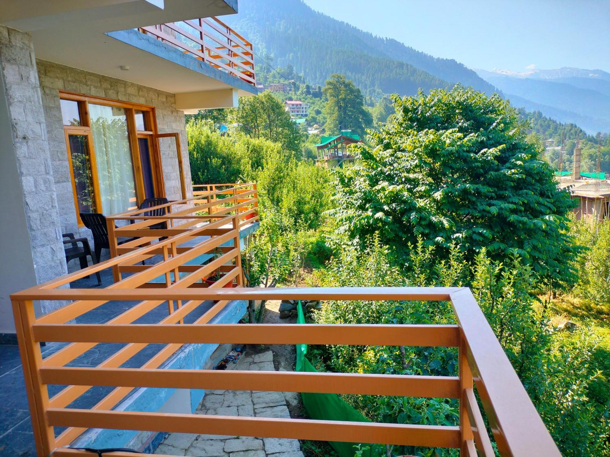 Vila Lotus Retreat Manāli Exteriér fotografie