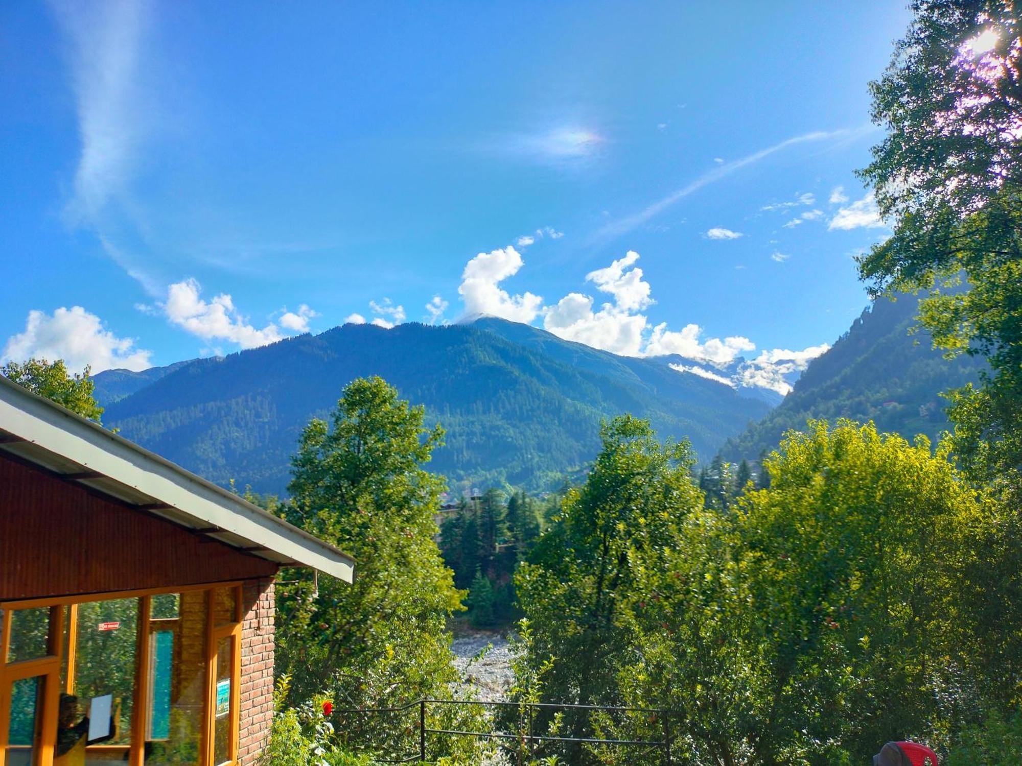 Vila Lotus Retreat Manāli Exteriér fotografie