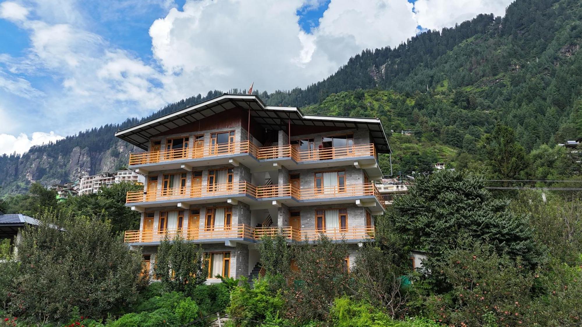 Vila Lotus Retreat Manāli Exteriér fotografie